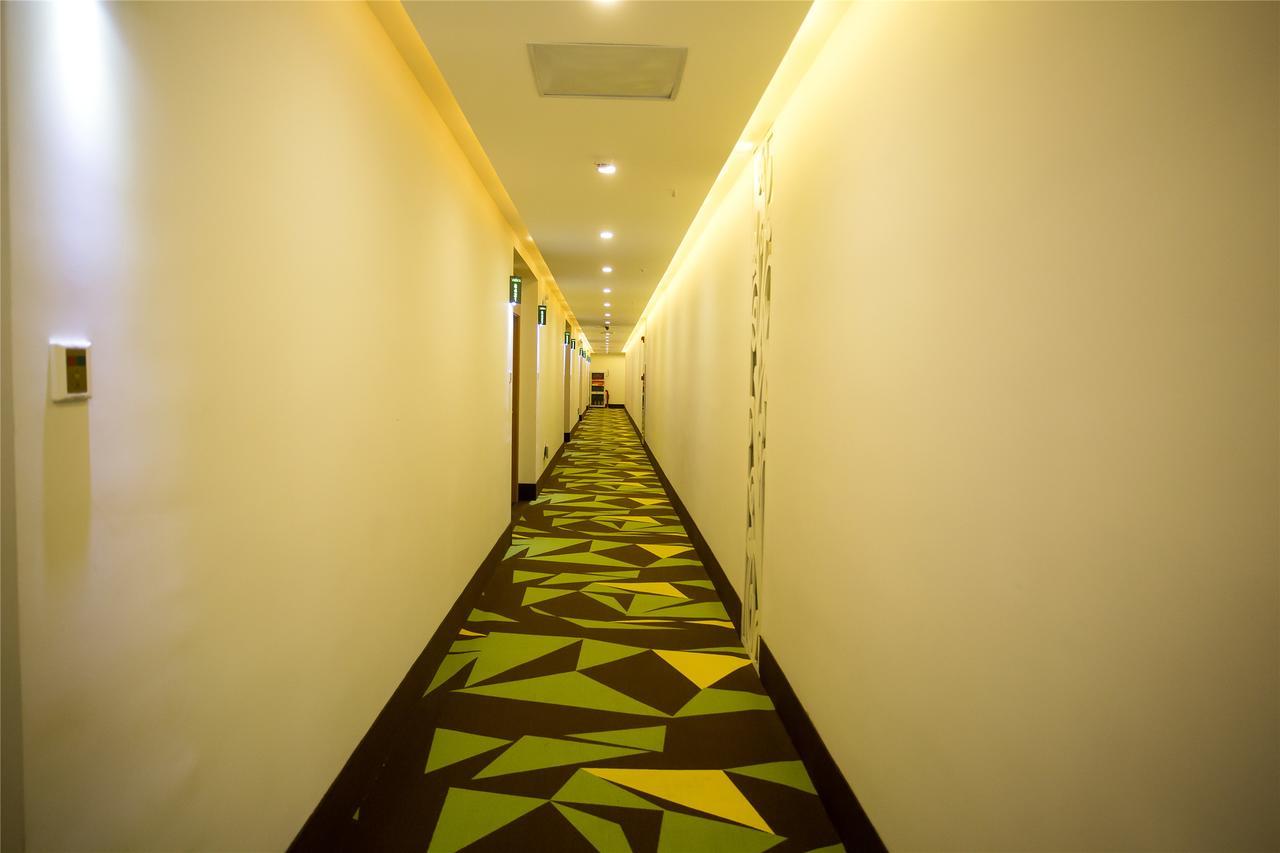 青皮树枣庄滕州市火车站酒店 外观 照片
